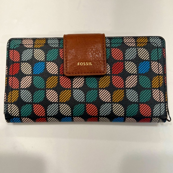 Fossil Handbags - Fossil trifold wallet